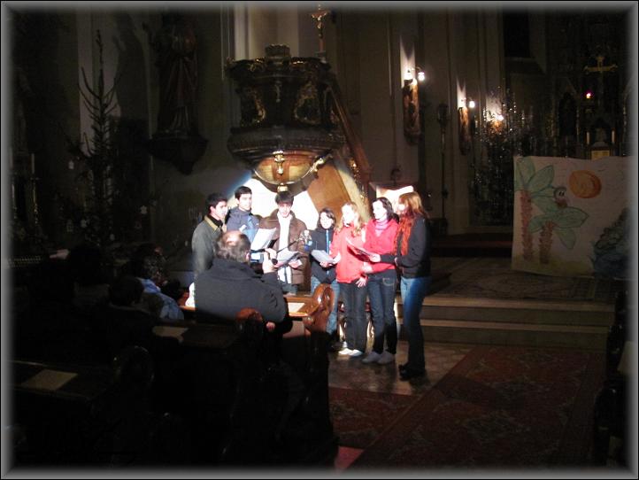 schola uvádí do děje