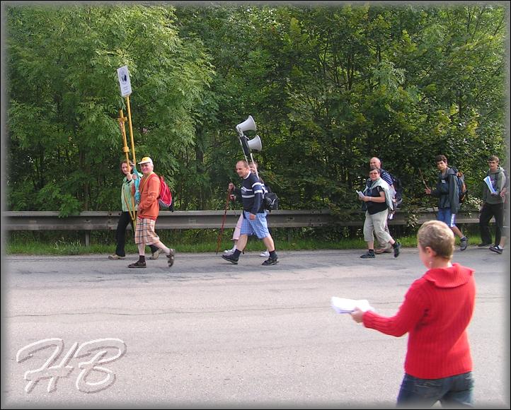 Vezeme vám ranní chvály.