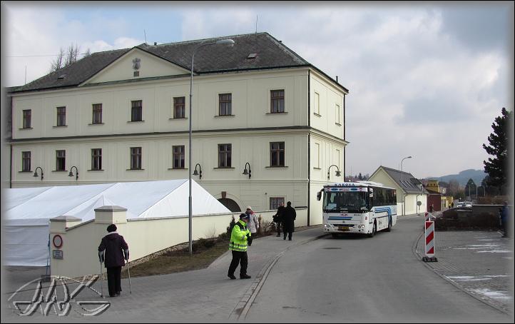  městská policie pomáhá s organizací zájezdových autobusů