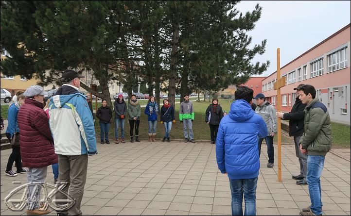 2. zastavení - před základní školou