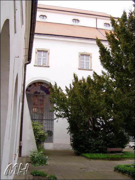 KLášterní dvůr
