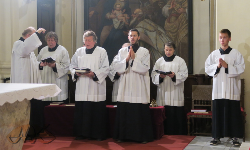 schola se dnes sešla ve velkém počtu