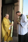 od ohně byla zapálena lucerna